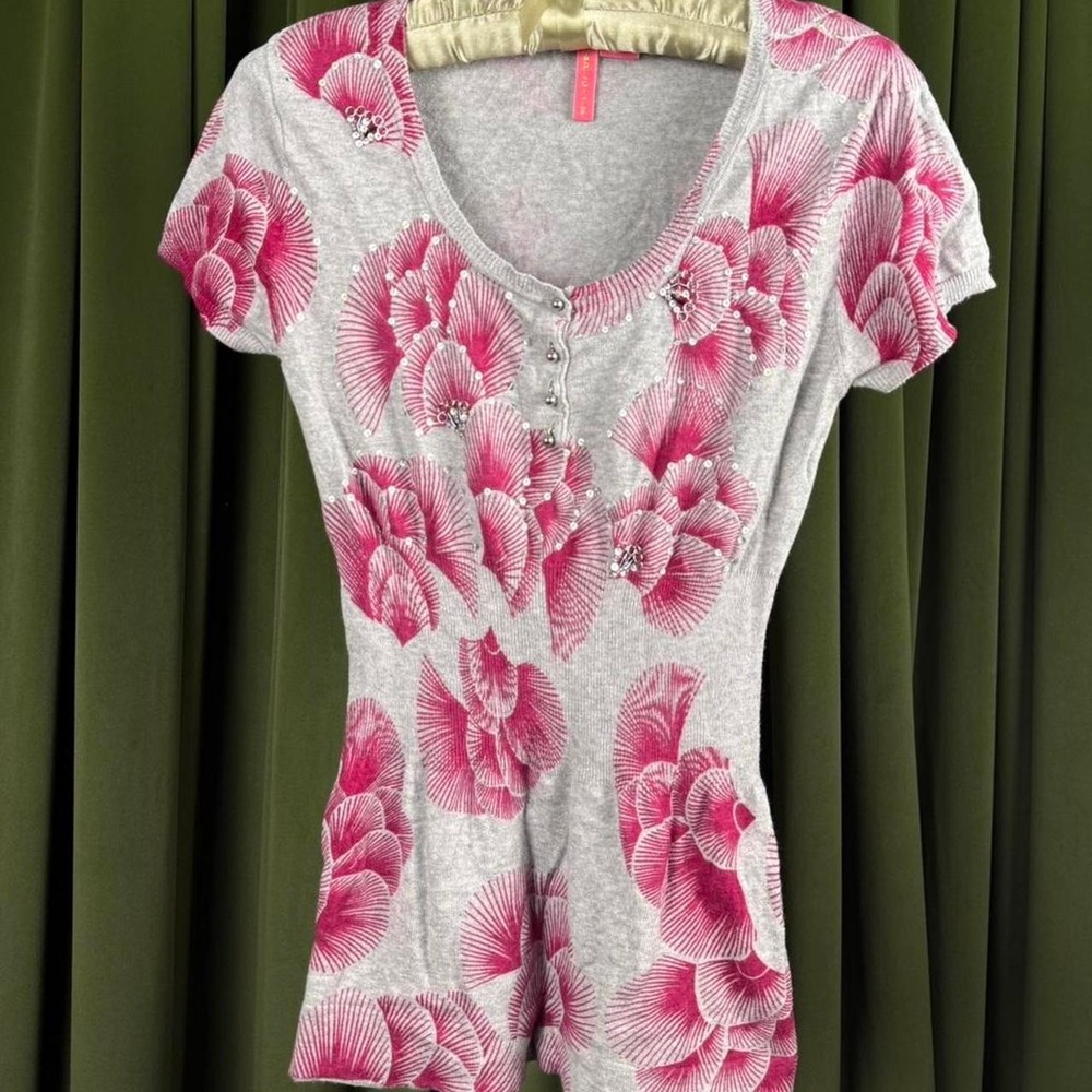 Vintage Charlotte Russe Pink Floral Sequin Knit Top Short Sleeve Henley Gray M